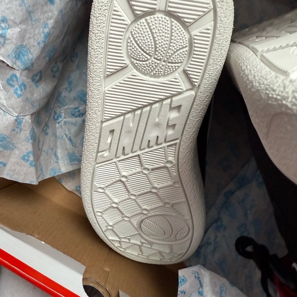 Patrick Ewing Black and Red Men's Sneakers both or 25 single - Picture 9 of 10